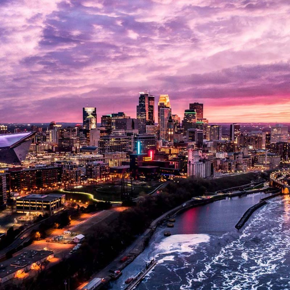 Meet-Mineapolis-Hero-Skyline